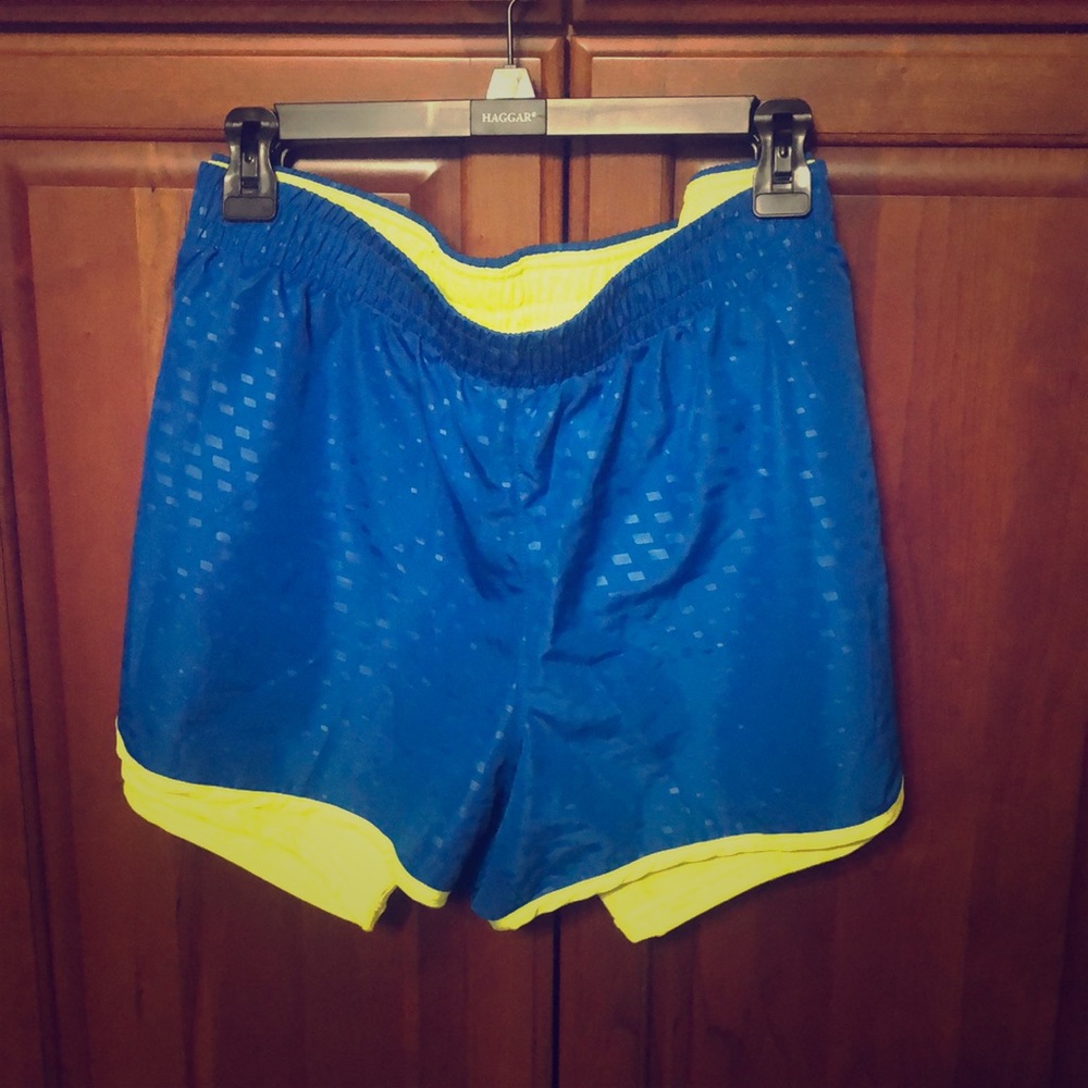 *LIKE NEW* Danskin Now athletic shorts